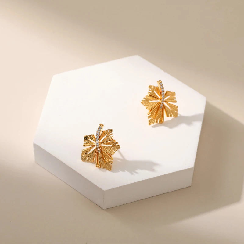 Brinco Folha Banhado a Ouro 18k