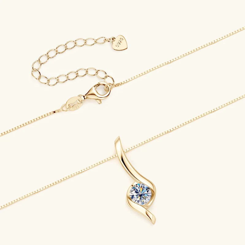 Colar Reali em Prata Banhando a Ouro 18k com Moissanite
