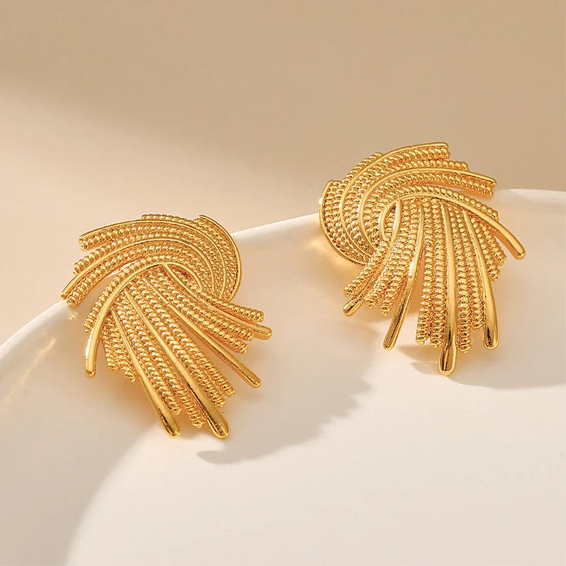 Brinco Atemporal Banhado a Ouro 18k