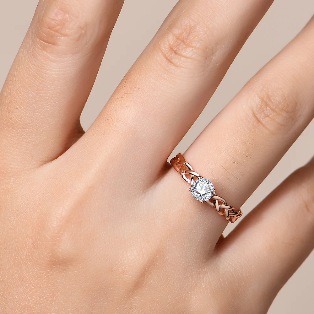 Anel Solitário Dream em Ouro 18k com Moissanite