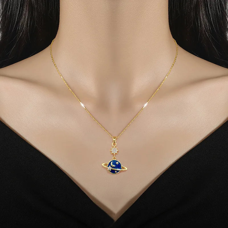 Colar Estrela de Saturno Banhado a Ouro