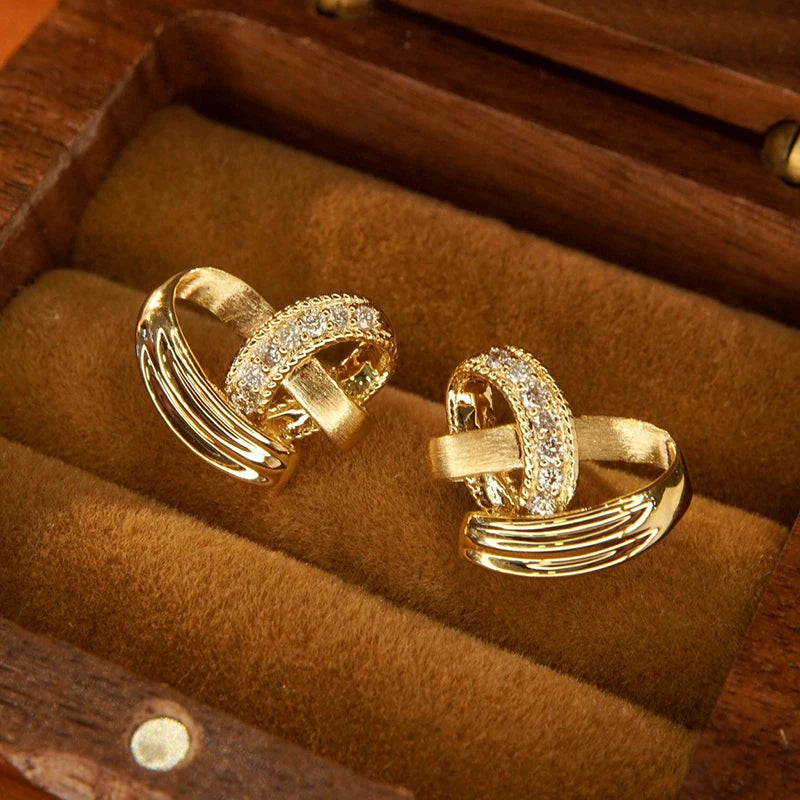 Brinco Aurea em Ouro 18k Com Diamantes