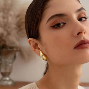COMPRE 1 LEVE 2 - Brinco Gota Banhado a Ouro 18k
