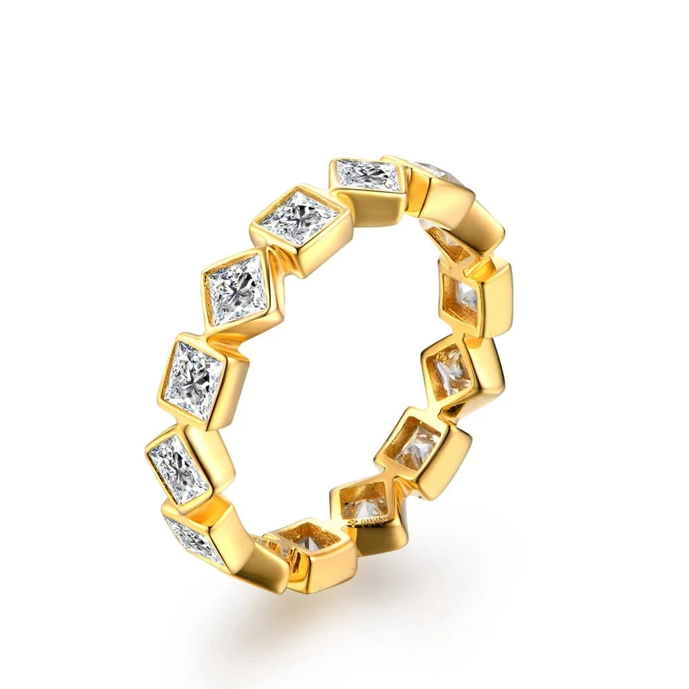 Anel Heaven em Ouro 18k Cravejado com Moissanites