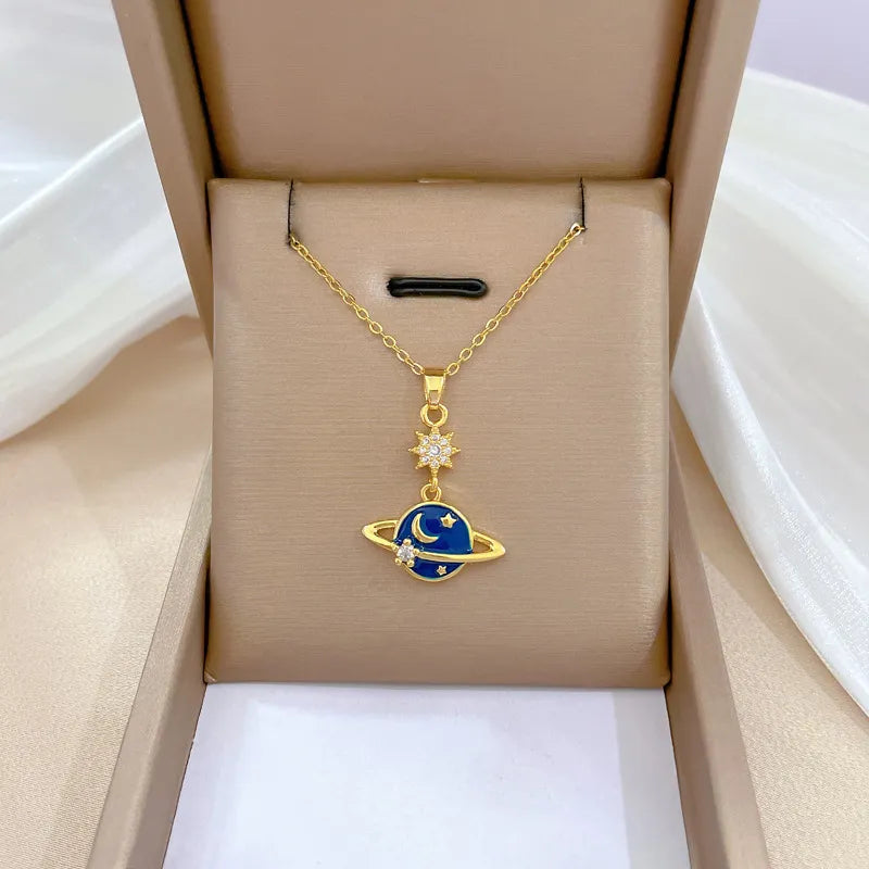 Colar Estrela de Saturno Banhado a Ouro